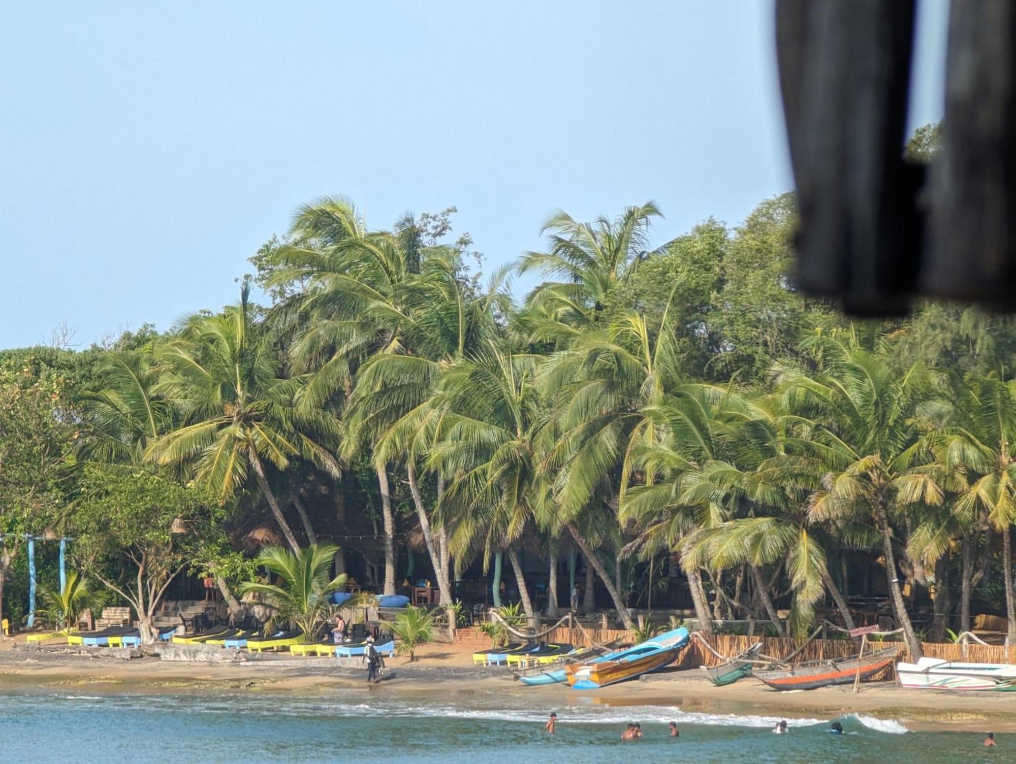 Hotel Beach View Arugam Bay Esterno foto